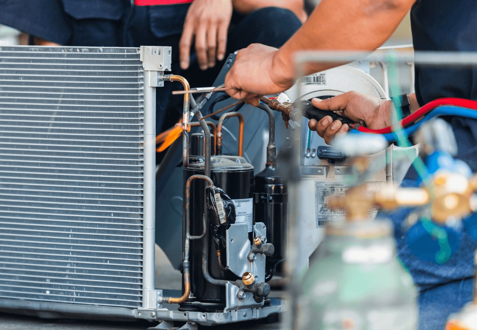 Office AC repair in Business Bay Dubai commercial building