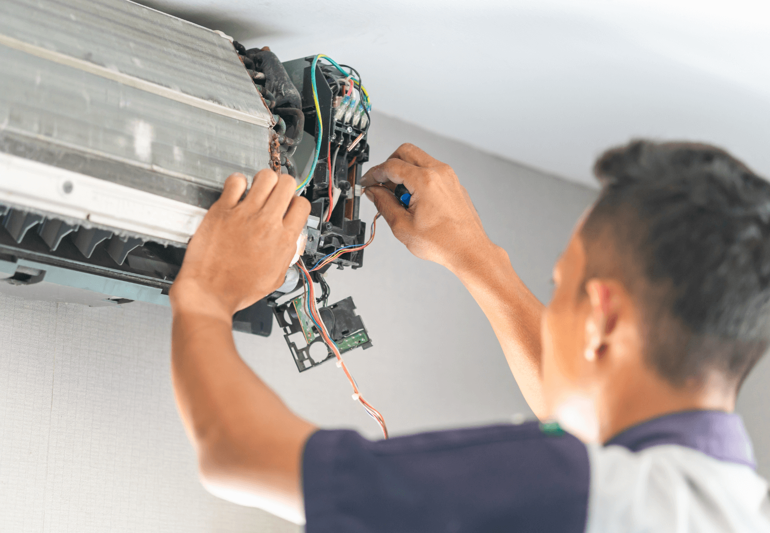 Restaurant AC installation in Deira Dubai