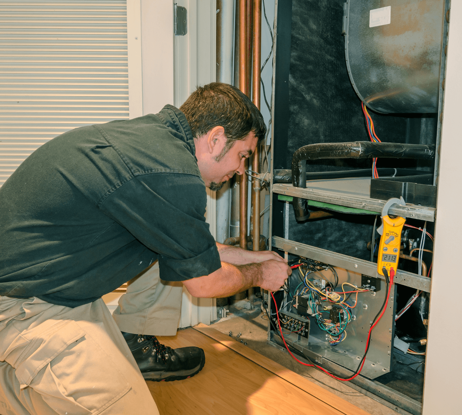 Commercial AC maintenance in Dubai