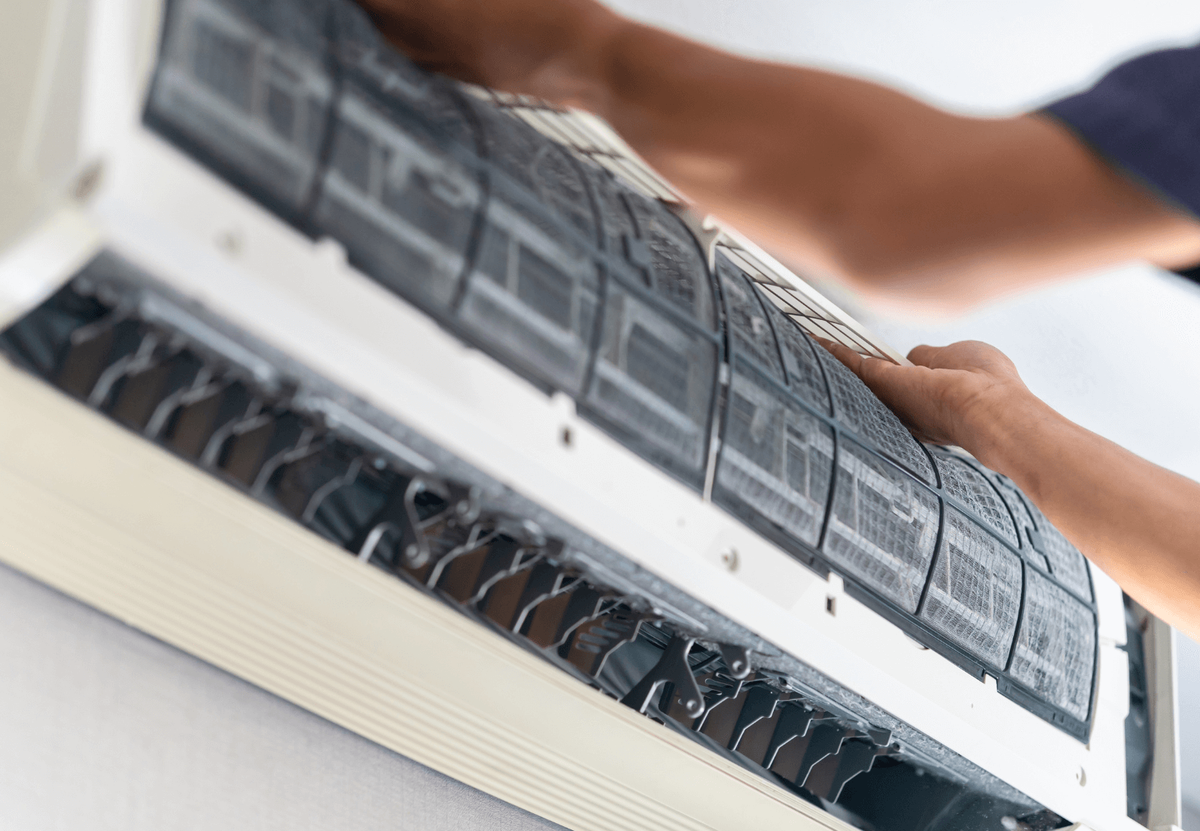 AC maintenance in Dubai apartment